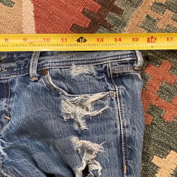 Abercrombie & Fitch Stylish Blue Distressed Women's Jeans - Picture 12 of 12